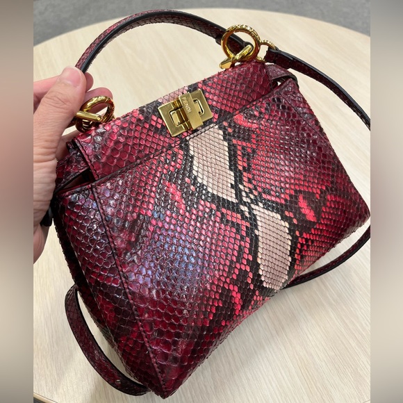 🎀FENDI Peekaboo mini Phyton - Picture 7 of 9
